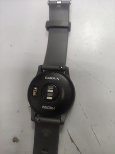 Б/в Смарт-годинник Garmin vivoactive 4 01-200897571