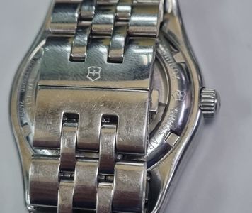 Б/в Годинник Victorinox swiss army 24052 01-200913729
