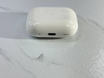 Б/в Навушники Apple airpods pro 2nd generation with magsafe charging case usb-c 01-200913851