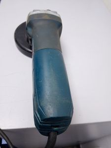 Б/у Угловая шлифмашина Bosch gws 670 professional 01-200923567