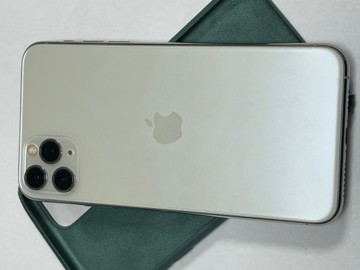 Б/у Мобільний телефон Apple iphone 11 pro max 256gb 01-200912092