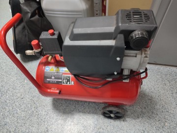 Б/в Компресор Einhell tc-ac 190/24/8 01-200930878