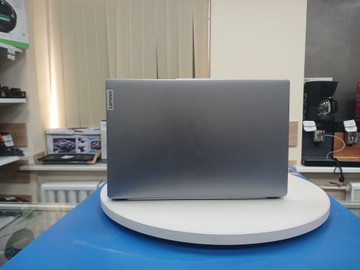 Б/в Ноутбук Lenovo 15/ryzen 3 7320u ddr5/8gb ddr5/hdd *відсутній/ssd 256 gb/*інтегрована 01-200938977