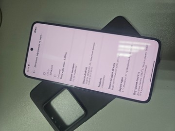 Б/в Мобільний телефон Xiaomi 14t 12/256gb 01-200938877