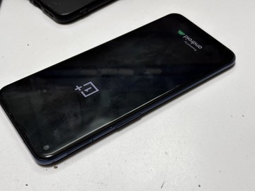 Б/в Мобільний телефон Oneplus nord n100 4/64gb 01-200943974
