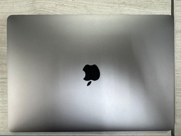 Б/в Ноутбук Apple macbook air a1932 13,3`` core i5 1,6ghz/ram8gb/ssd256gb/intel uhd graphics 617 01-200954962