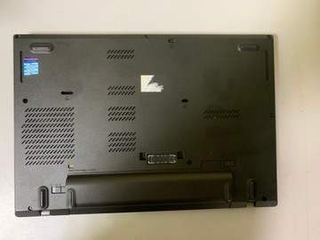 Б/в Ноутбук Lenovo 14/core i3 6006u ddr3/8gb ddr3/hdd *відсутній/ssd 240 gb/*інтегрована 01-200952331