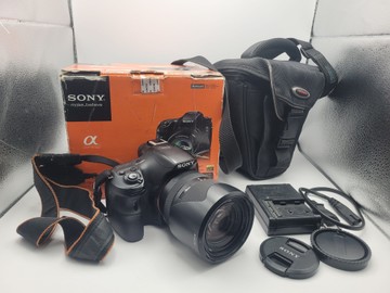 Sony apha a58 + sony 3.5-5.6/18-135 sam