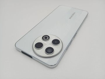 Б/в Мобільний телефон Tecno spark 30 pro kl7 8/256gb 01-200986794