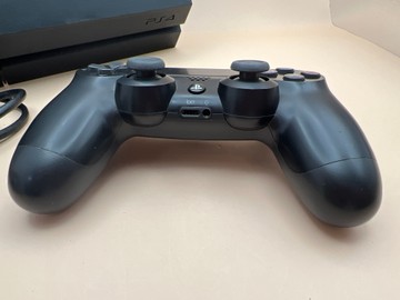 Б/в Ігрова приставка Sony playstation 4 500gb 01-200935998
