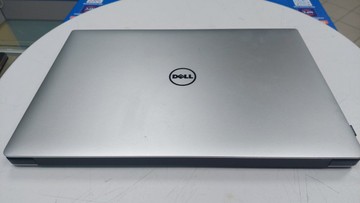 Б/в Ноутбук Dell 15/core i7 7820hq ddr3/16gb ddr3/ssd 512 gb/quadro m1200 4gb 01-200990129