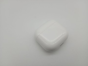 Б/в Навушники Apple airpods 4 01-200999484
