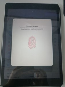 Б/в Планшет Apple ipad 10.2 2021 wi-fi + cellular 64gb 01-200926916