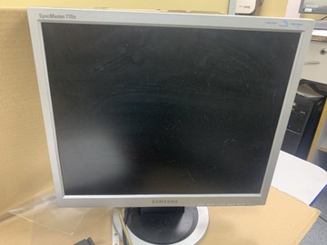 Б/в Монітор Samsung 710n 01-201004290
