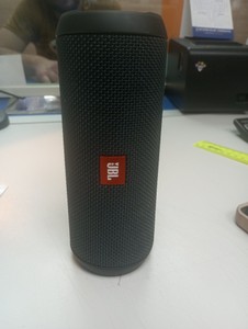 Б/в Акустика Jbl flip essential 01-201052355
