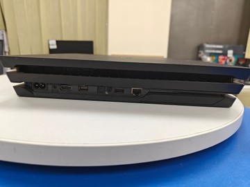 Б/в Ігрова приставка Sony playstation 4 pro 1tb 01-201062762