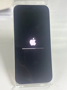 Б/у Мобільний телефон Apple iphone 17 pro max 256gb esim 01-201081601