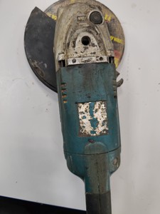 Б/в Кутова шліфмашина Makita ga9020s 01-201115081