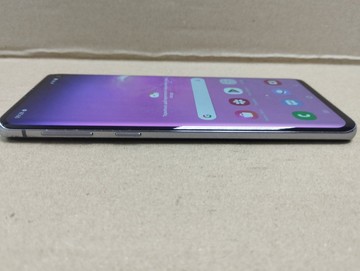 Б/в Мобільний телефон Samsung g973u1 galaxy s10 8/128gb 01-201137714