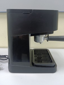Б/в Кавоварка Delonghi ec 230.bk 01-201163948