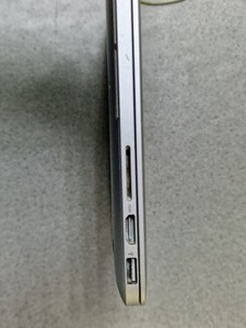 Б/в Ноутбук Apple macbook pro a1502, 13,3 core i5 2.4ghz, ram 4gb. ssd 128gb, intel iris 1536mb 01-201179579