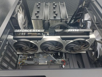 Пк amd ryzen 7 7800x3d/ram 32 gb/hdd відсутній/ssd 2000 gb/nvidia rtx 5070 ti 16gb gddr7 256bit