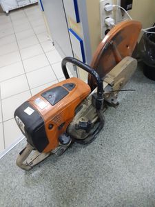 01-200605861: Stihl ts 800