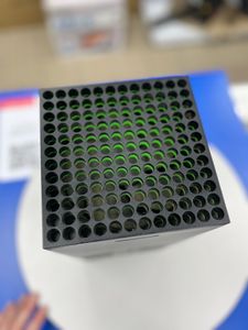 01-200603119: Microsoft xbox series x 1tb