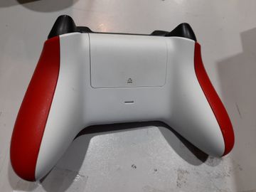 01-200605986: Microsoft 1914 xbox wireless controller