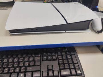 01-200780117: Sony playstation 5 slim digital edition 1tb