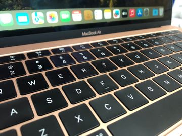 01-200794755: Apple macbook air a1932 13,3" core i5 1,6ghz/ram8gb/ssd128gb/intel uhd graphics 617