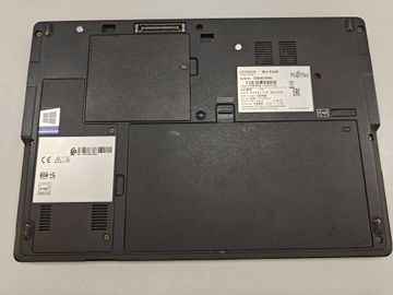 Б/в Ноутбук Fujitsu 12/core i3 8145u ddr4/8gb ddr4/hdd *відсутній/ssd 240 gb/*інтегрована 01-200803620
