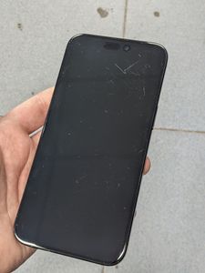 Б/в Мобільний телефон Apple iphone 15 pro max 256gb esim 01-200556587