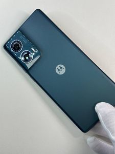 Б/в Мобільний телефон Motorola edge 50 fusion 12/512gb 01-200811618