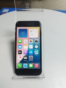 Б/в Мобільний телефон Apple iphone se 2020 64gb 01-200815277