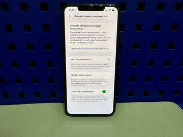 Б/в Мобільний телефон Apple iphone 11 pro max 64gb 01-200830268