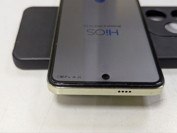 Б/у Мобильный телефон Tecno spark 20 kj5n 8/256gb 01-200831436