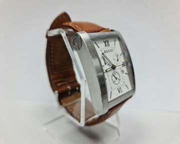 Б/у Часы Gucci 8600m 01-200833386