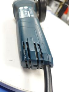 Б/у Угловая шлифмашина Bosch gws 670 professional 01-200831510