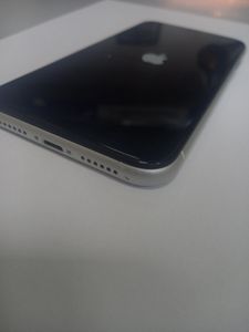 Б/в Мобільний телефон Apple iphone xr 64gb 01-200836160