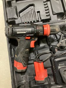 Б/в Шурупокрут Dnipro-M cd-12qx 2акб зп 01-200847833