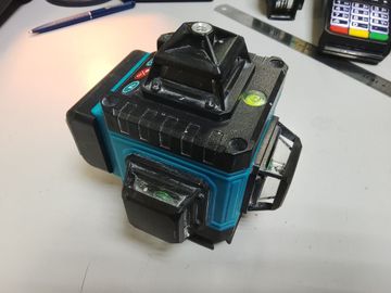 Б/у Лазерный нивелир Max Light 3d-4d 01-200852075