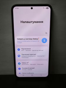 Б/в Мобільний телефон Samsung galaxy s23 fe sm-s711b 8/256gb 01-200855813