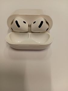Б/в Навушники Apple airpods 4 01-200861971