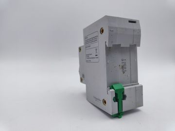 Б/у Дифференциальный автомат Schneider easy9 ez9d34616 01-200875032