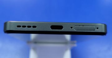 Б/у Мобільний телефон Realme 12 5g 8/512gb 01-200867118