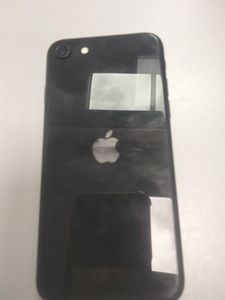 Б/в Мобільний телефон Apple iphone se 2020 64gb 01-200902521