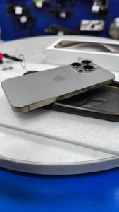 Б/у Мобільний телефон Apple iphone 15 pro 256gb 01-200908039