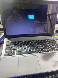 Б/в Ноутбук Asus 15/core i7 4500u ddr3/6gb ddr3/hdd 750 gb/geforce 740m 01-200911935