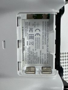 Б/в Ігрова приставка Microsoft xbox one s 1tb 01-200914702